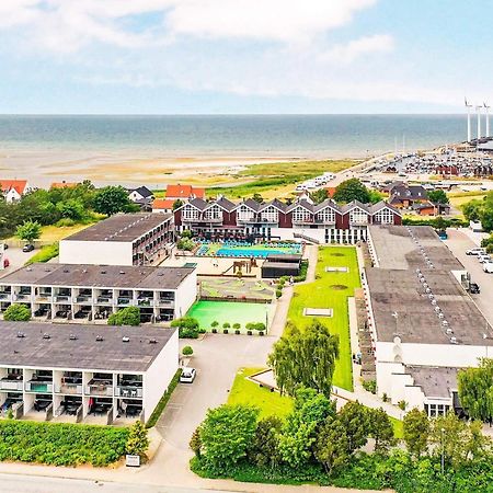 4 Person Holiday Home On A Holiday Park In Glesborg 外观 照片