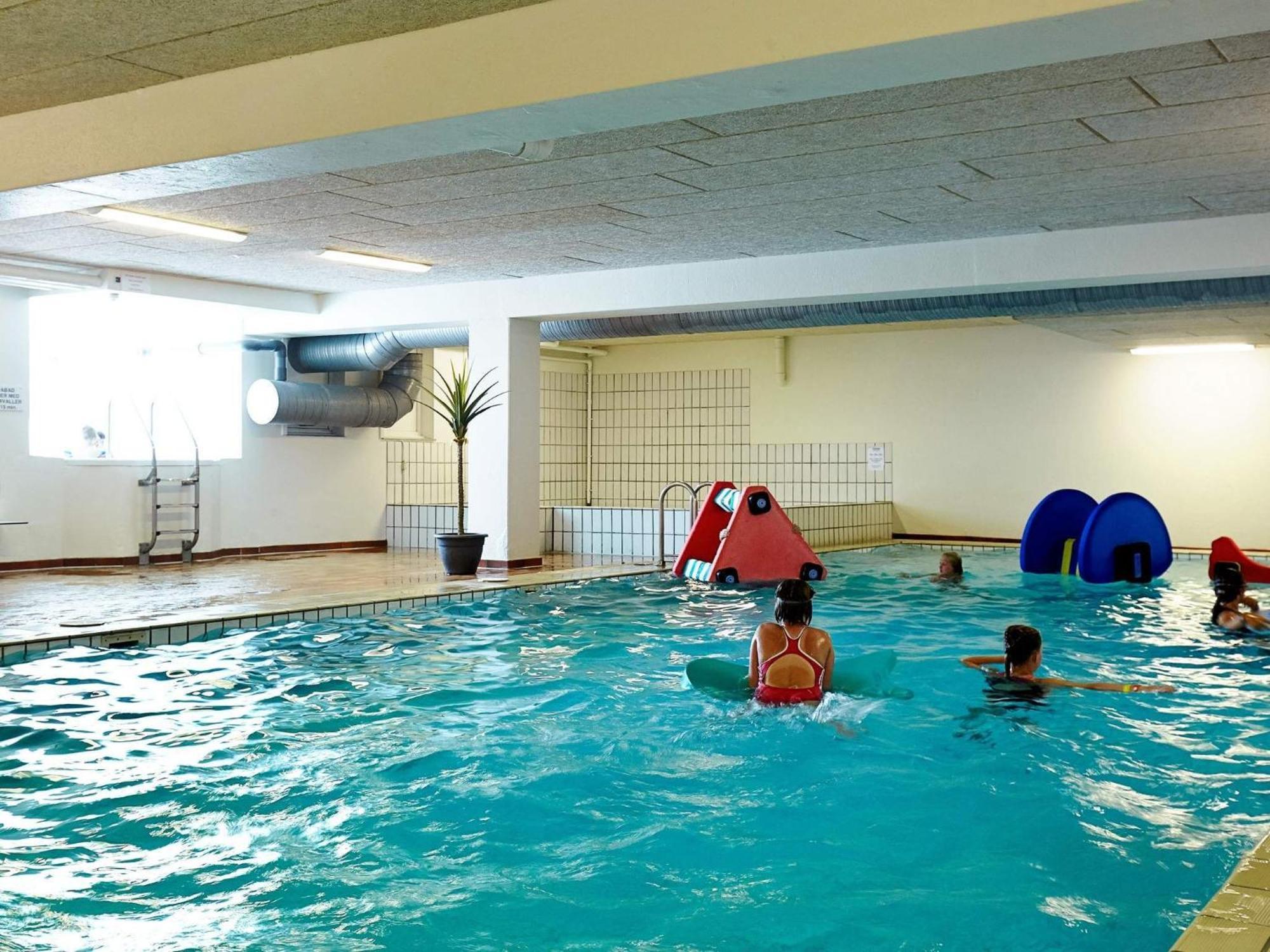 4 Person Holiday Home On A Holiday Park In Glesborg 外观 照片