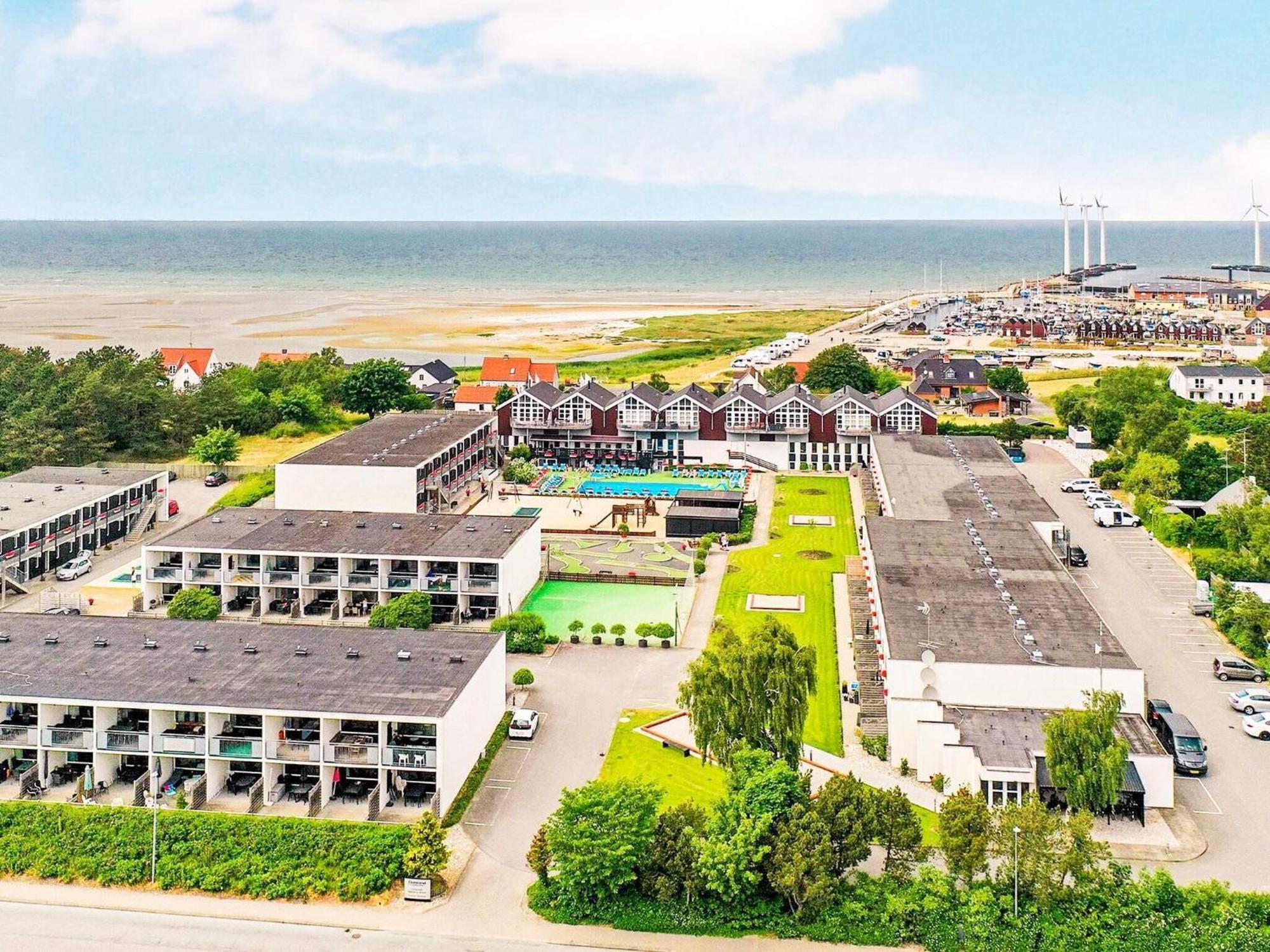 4 Person Holiday Home On A Holiday Park In Glesborg 外观 照片